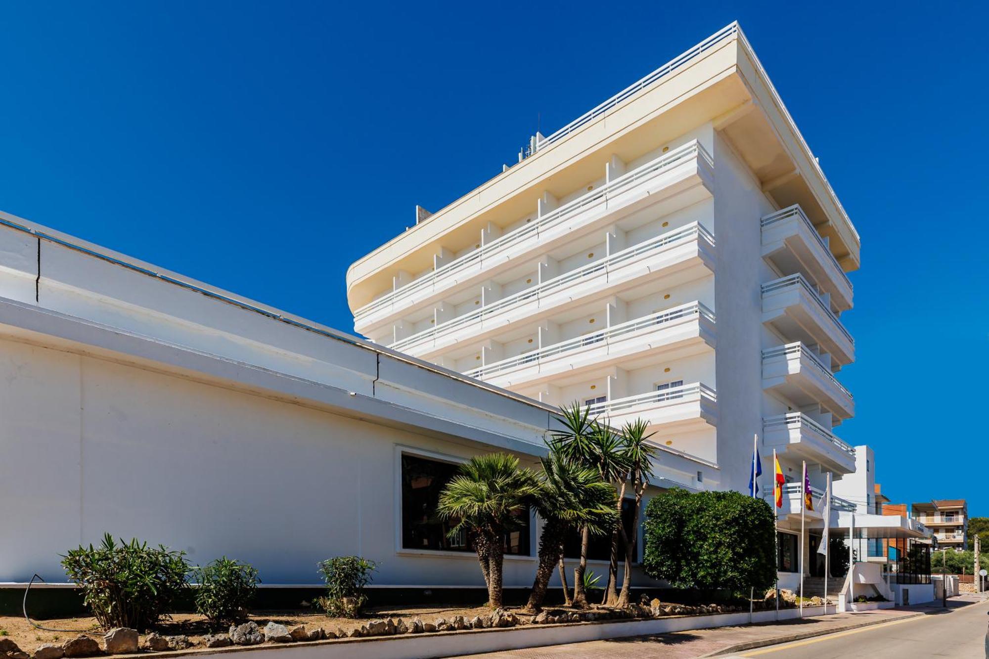 เบลลวู เบลซานาโฮเต็ล Hotel ปอร์โตโคลอม ภายนอก รูปภาพ