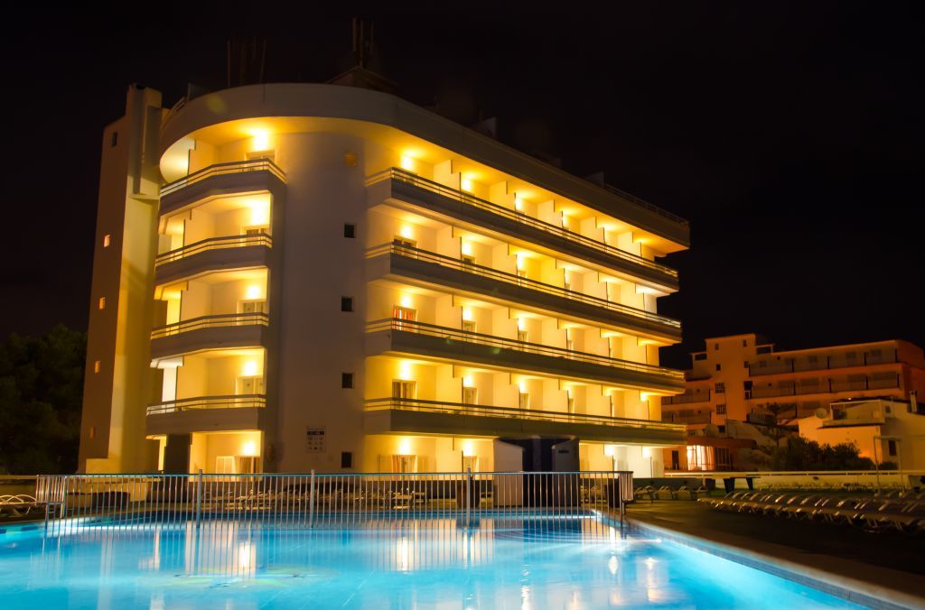 เบลลวู เบลซานาโฮเต็ล Hotel ปอร์โตโคลอม ภายนอก รูปภาพ